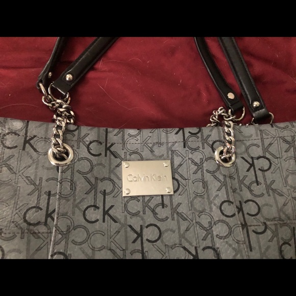Calvin Klein Tote - Picture 3 of 3